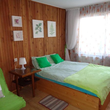 Uroczy Domek Z Ogrodem I Tarasem Myślenice Extérieur photo