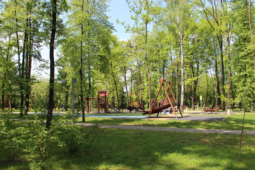 Uroczy Domek Z Ogrodem I Tarasem Myślenice Chambre photo