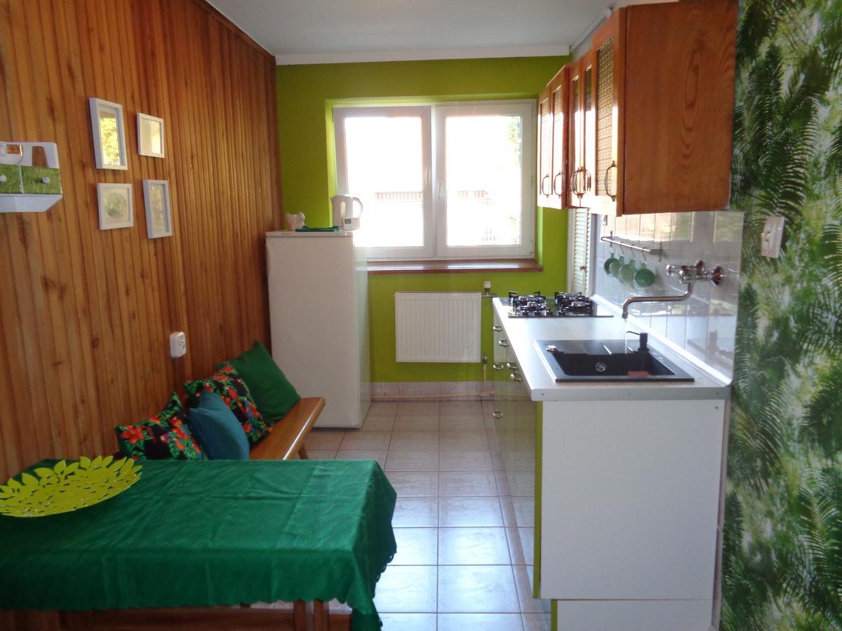 Uroczy Domek Z Ogrodem I Tarasem Myślenice Extérieur photo